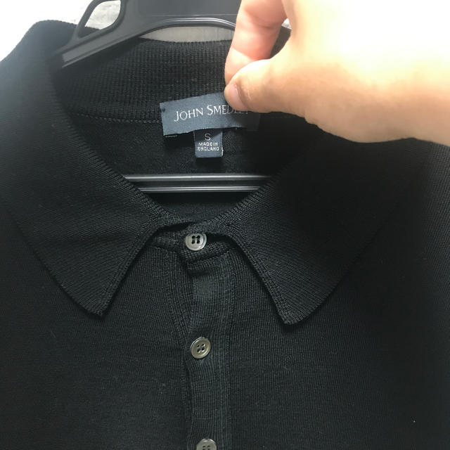 JOHN SMEDLEY(ジョンスメドレー)の新品同様！JOHN SMEDLEY ジョンスメドレー　カーディガン　ブラック　s メンズのトップス(カーディガン)の商品写真