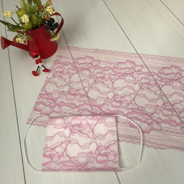 レース　ピンク ハンドメイドの素材/材料(生地/糸)の商品写真