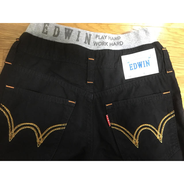 EDWIN(エドウィン)のEDWIN 黒ハーフパンツ キッズ/ベビー/マタニティのキッズ服男の子用(90cm~)(パンツ/スパッツ)の商品写真
