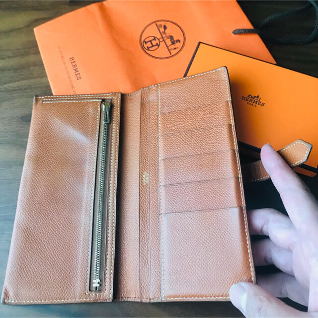 Hermes(エルメス)のゼットK様専用！HERMES エルメス ベアン 長財布 茶色 ブラウン 正規品 レディースのファッション小物(財布)の商品写真