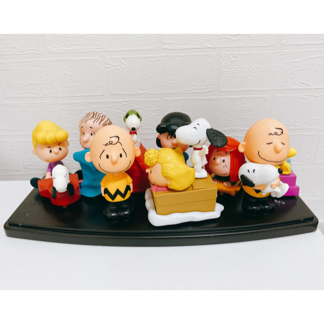 SNOOPY(スヌーピー)のスヌーピー ハッピーセット 9点 エンタメ/ホビーのおもちゃ/ぬいぐるみ(キャラクターグッズ)の商品写真