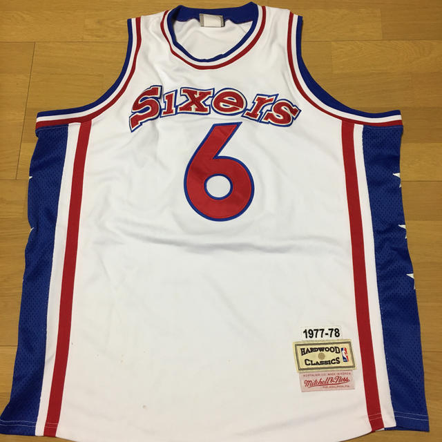 MITCHELL & NESS(ミッチェルアンドネス)のmitchell&ness フィラデルフィア76ers ジュリアスアービング スポーツ/アウトドアのスポーツ/アウトドア その他(バスケットボール)の商品写真