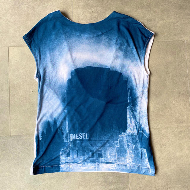 DIESEL(ディーゼル)のDIESEL ノスリーズTシャツ　XS レディースのトップス(Tシャツ(半袖/袖なし))の商品写真