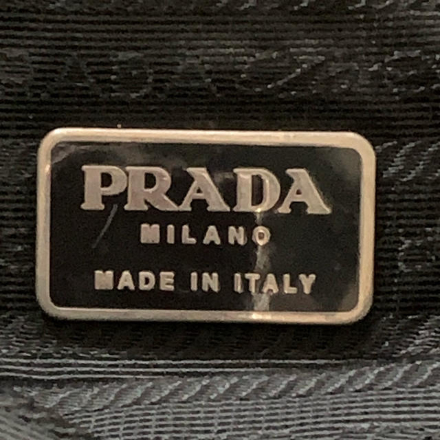 PRADA(プラダ)のPRADA プラダ ショルダーバッグ　黒 レディースのバッグ(ショルダーバッグ)の商品写真