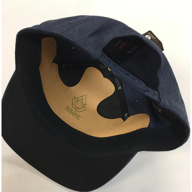 volcom(ボルコム)の新品　未使用　volcom ボルコム　cap キャップ メンズの帽子(キャップ)の商品写真