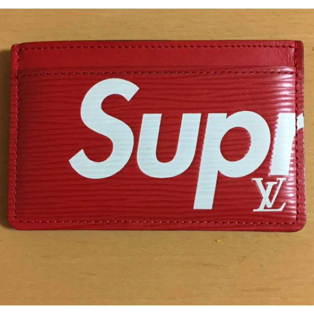 Supreme(シュプリーム)の　LouisVuitton×Supreme  カードケース メンズのファッション小物(名刺入れ/定期入れ)の商品写真