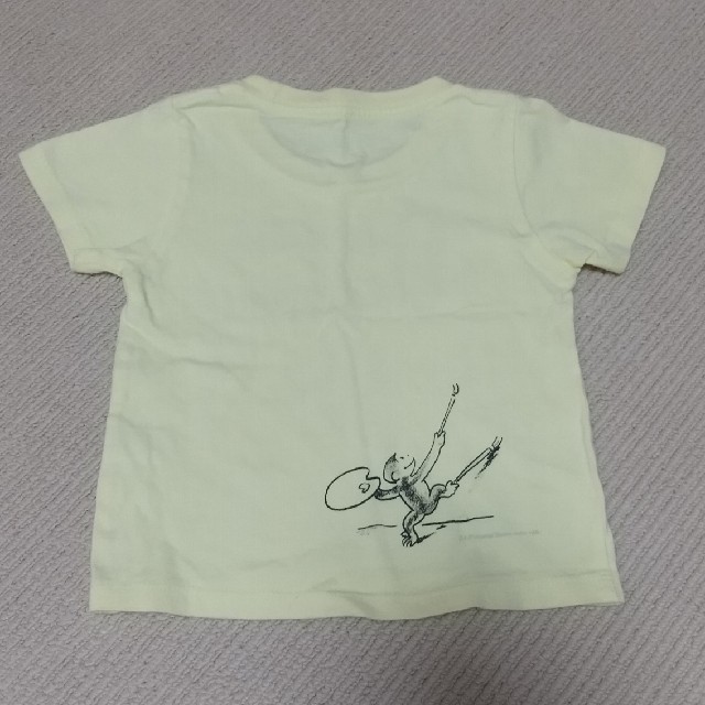 Design Tshirts Store graniph(グラニフ)のおさるのジョージ  イエロー サイズ90 キッズ/ベビー/マタニティのキッズ服男の子用(90cm~)(Tシャツ/カットソー)の商品写真
