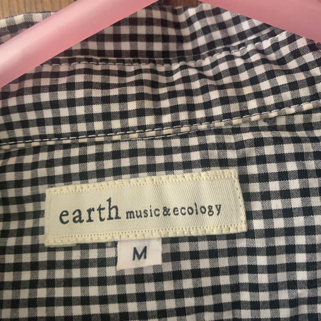 earth music & ecology(アースミュージックアンドエコロジー)のアースミュージック&エコロジー 長袖ブラウス　未使用 レディースのトップス(シャツ/ブラウス(長袖/七分))の商品写真
