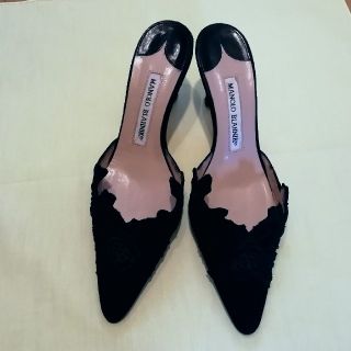 マノロブラニク(MANOLO BLAHNIK)の【新品同様】レアもの☆憧れのマノロブラニク　ROSA Mule ブラック(ハイヒール/パンプス)