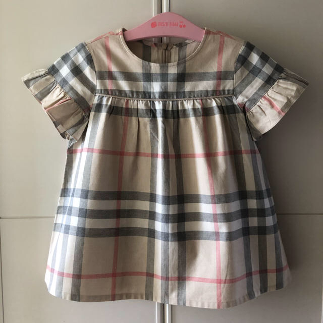 BURBERRY(バーバリー)のバーバリー　チュニック　120 キッズ/ベビー/マタニティのキッズ服女の子用(90cm~)(Tシャツ/カットソー)の商品写真