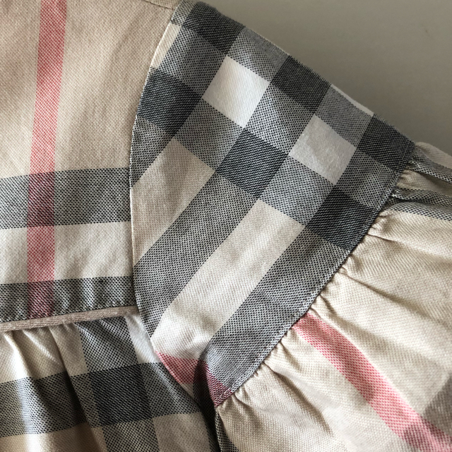 BURBERRY(バーバリー)のバーバリー　チュニック　120 キッズ/ベビー/マタニティのキッズ服女の子用(90cm~)(Tシャツ/カットソー)の商品写真