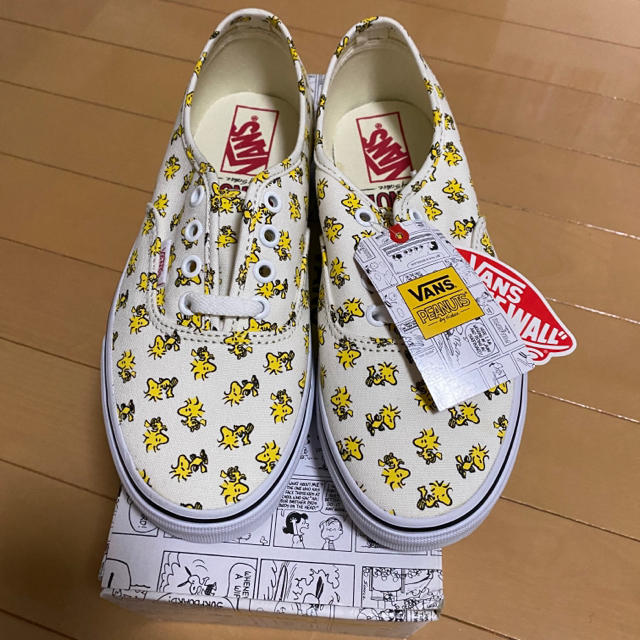 VANS×PEANUTS スヌーピーコラボ AUTHENTIC