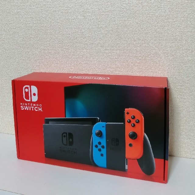 エンタメ/ホビーNintendoSwitch　(L)ネオンブルー(R)ネオンレッド　新品未開封