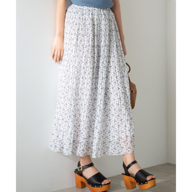 WEGO(ウィゴー)のウィゴー ❁﻿ 花柄 ロングスカート レディースのスカート(ロングスカート)の商品写真