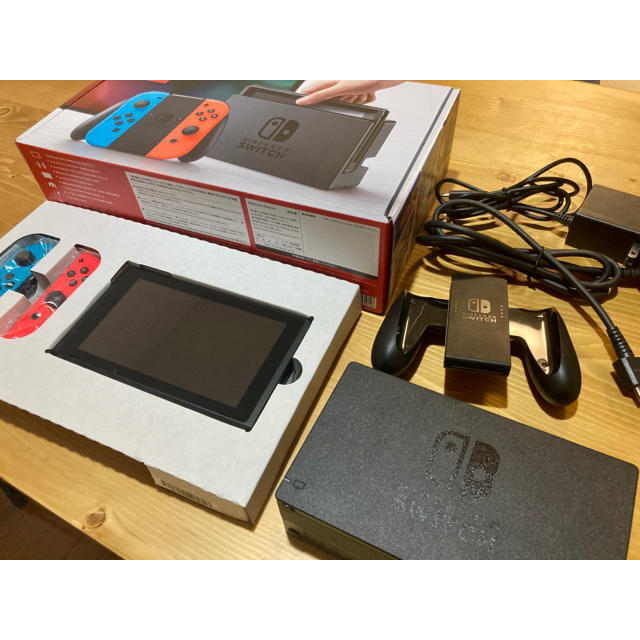 Nintendo Switch 本体【完品】家庭用ゲーム機本体