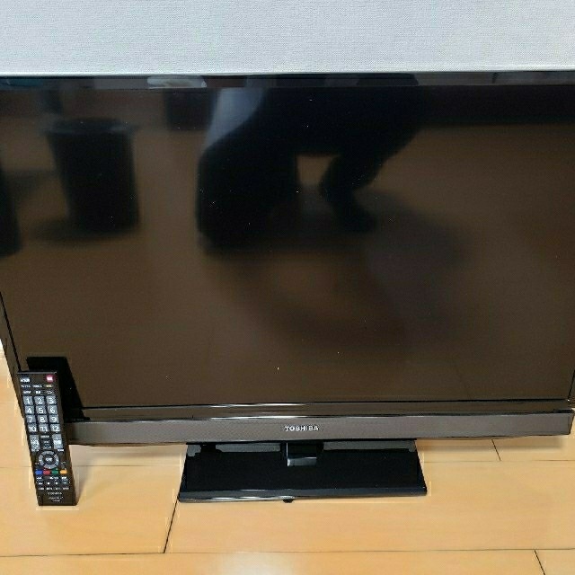 東芝　REGZA　デジタルハイビジョン液晶テレビ　32S5