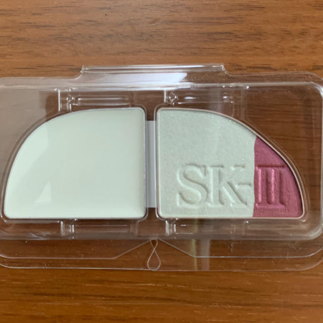 SK-II(エスケーツー)のSK-II COLORクリアビューティアイシャドウ72 コスメ/美容のベースメイク/化粧品(アイシャドウ)の商品写真