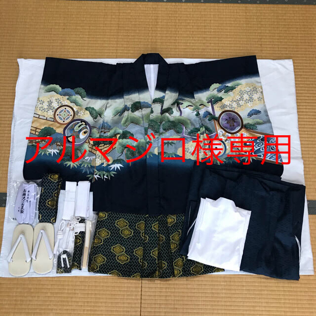 七五三　着物フルセット　男の子　肩上げ済み！（兜） キッズ/ベビー/マタニティのキッズ服男の子用(90cm~)(和服/着物)の商品写真