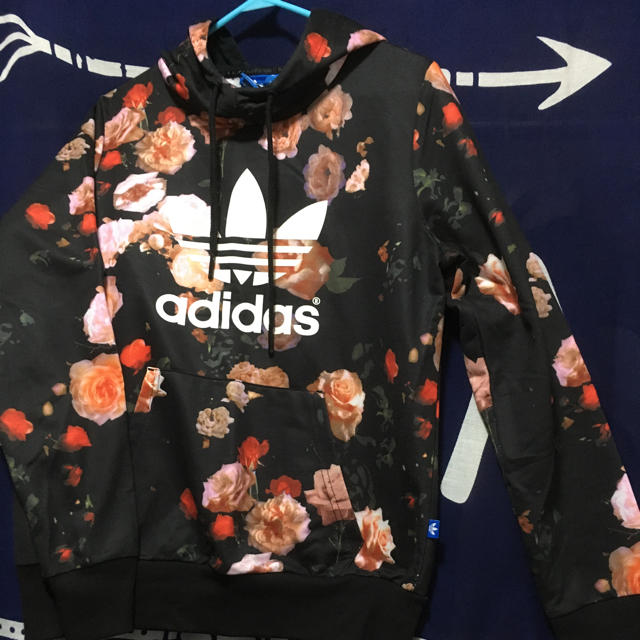 レディースアディダス adidas パーカー 花柄