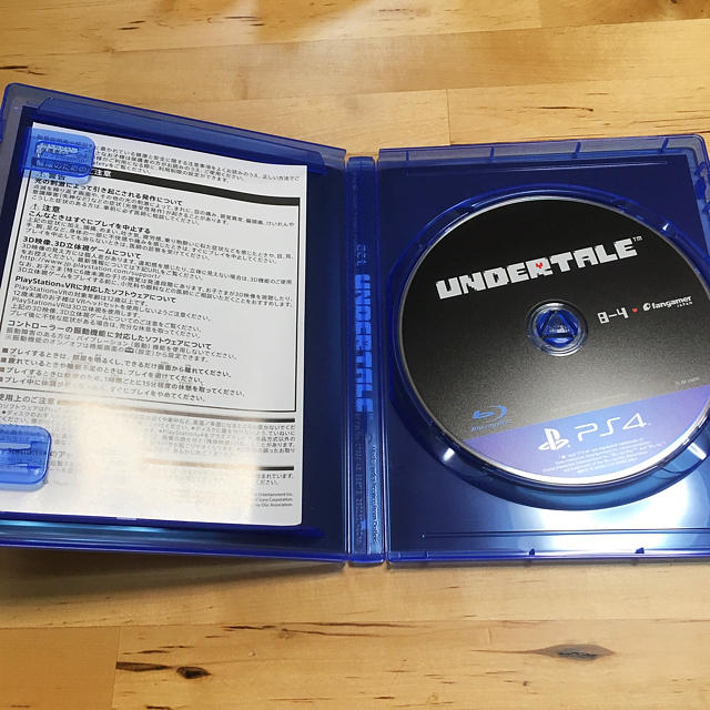 PlayStation4(プレイステーション4)のUNDERTALE アンダーテール ps4 エンタメ/ホビーのゲームソフト/ゲーム機本体(家庭用ゲームソフト)の商品写真