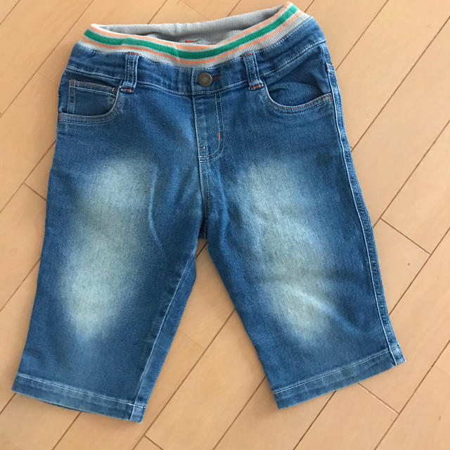 デニムハーフパンツ 130  キッズ/ベビー/マタニティのキッズ服男の子用(90cm~)(パンツ/スパッツ)の商品写真