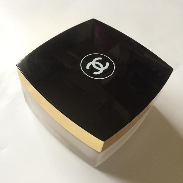 CHANEL シャネル No5 ボディクリーム 150g