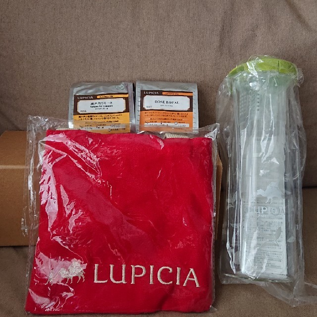LUPICIA(ルピシア)のLUPICIA オリジナルハンディクーラーとトートバッグ、紅茶2種類セット インテリア/住まい/日用品のキッチン/食器(その他)の商品写真
