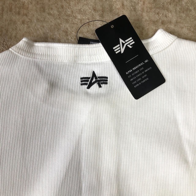 ALPHA INDUSTRIES(アルファインダストリーズ)のALPHA INDUSTRIES ロンT メンズのトップス(Tシャツ/カットソー(七分/長袖))の商品写真