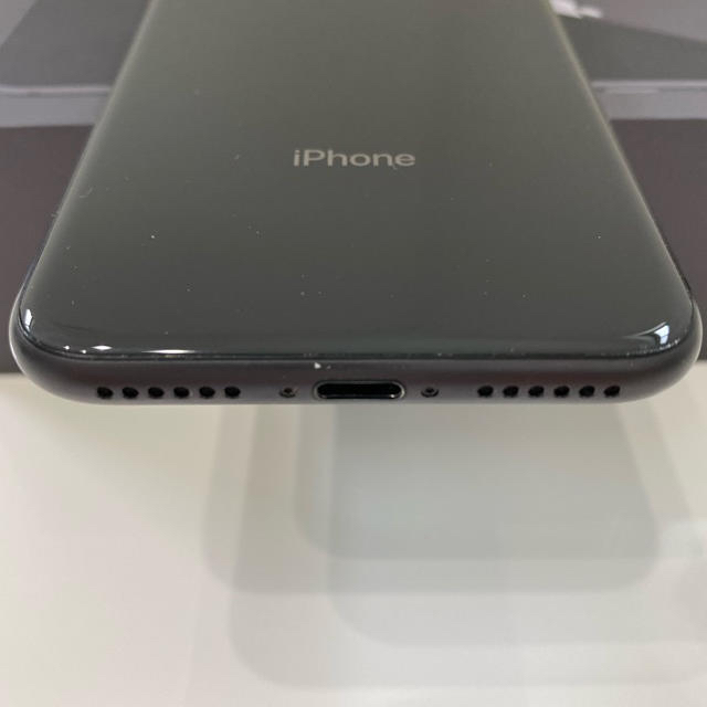 iPhone8 64GB SIMフリー　スペースグレイ　Apple