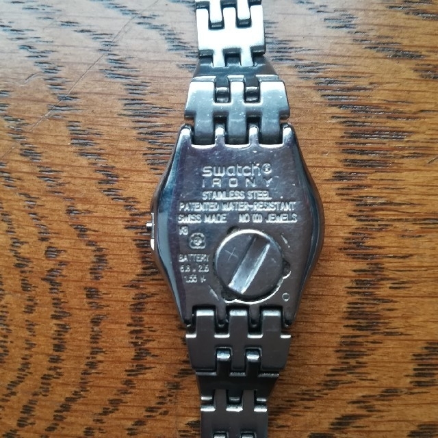 swatch(スウォッチ)のお値下げ　ネジ(りゅうず)なし　SWATCH IRONY SLOANE  レディースのファッション小物(腕時計)の商品写真