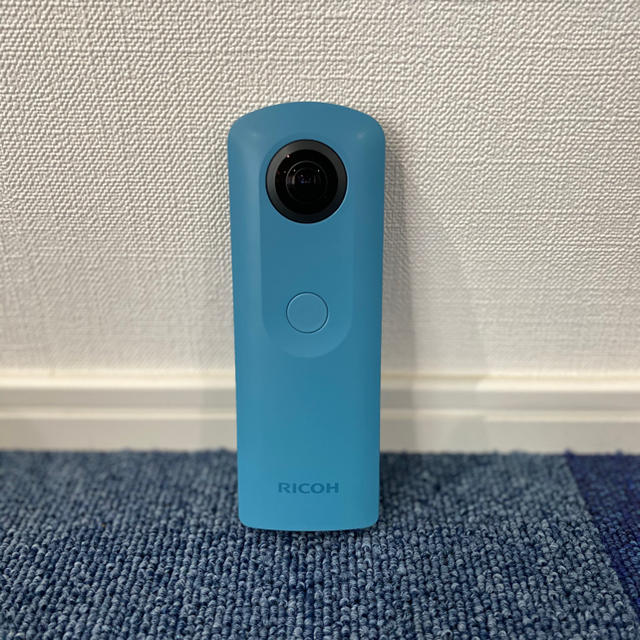 RICOH(リコー)のRICOH THETA SC BLUE 新品未使用 スマホ/家電/カメラのカメラ(コンパクトデジタルカメラ)の商品写真