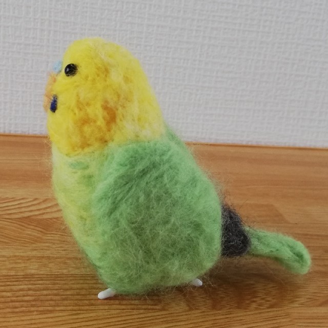 羊毛フェルト　鳥　インコ　セキセイインコ　ハンドメイド