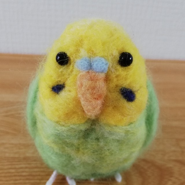 羊毛フェルト　鳥　インコ　セキセイインコ　ハンドメイド