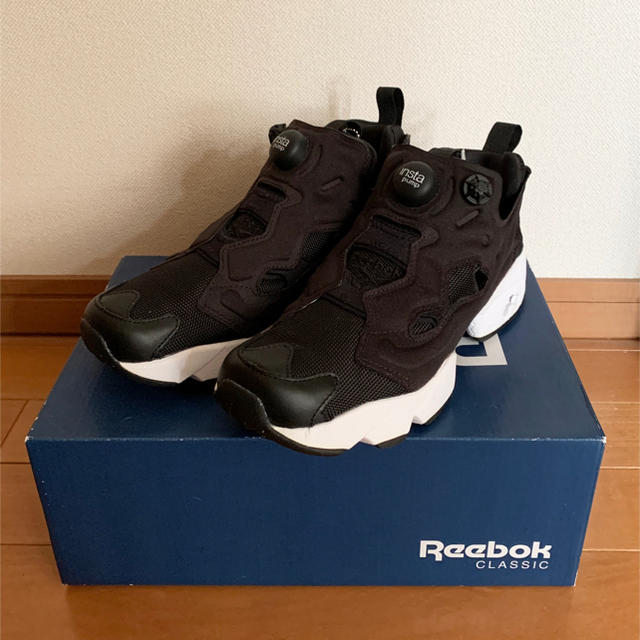 BLACK黒品番【新品】Reebok リーボック ポンプフリューリー 24センチ