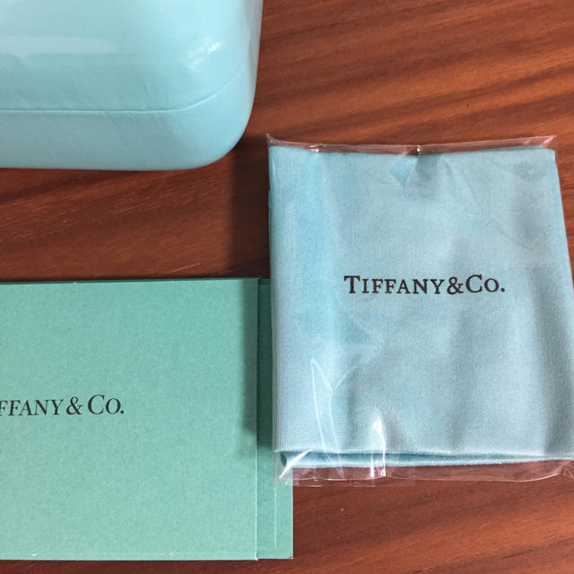 Tiffany & Co.(ティファニー)のティファニー メガネケース レディースのファッション小物(サングラス/メガネ)の商品写真