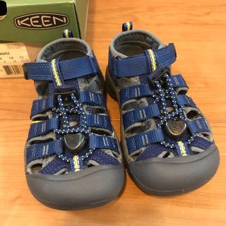 キーン(KEEN)のちゃき様ご専用　キーン　サンダル　16センチ(サンダル)