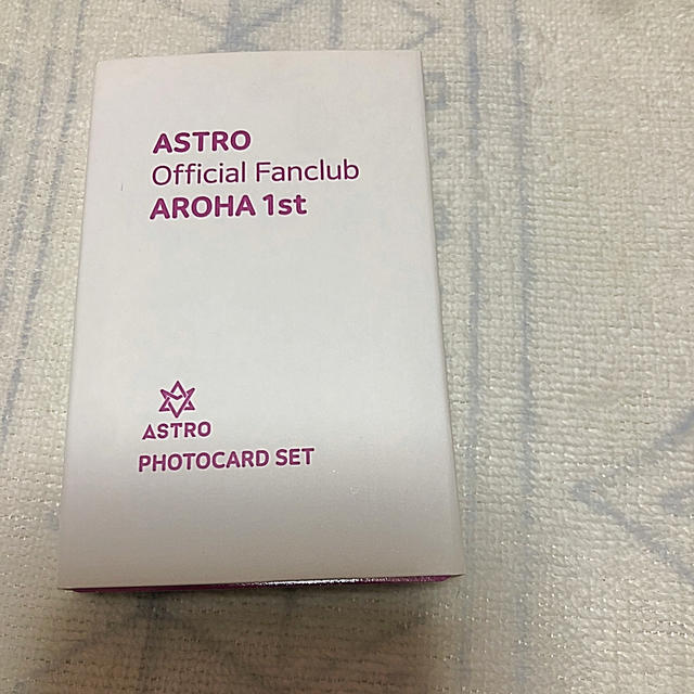 大流行中! ASTRO ラキ キーホルダー トレカ
