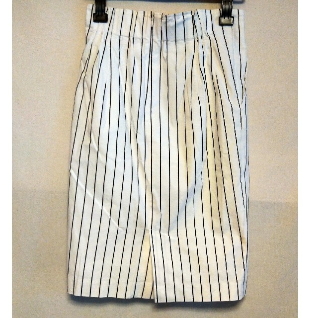 STRAWBERRY-FIELDS(ストロベリーフィールズ)の最終値下げ☆ストロベリーフィールズ☆スカート レディースのスカート(ひざ丈スカート)の商品写真