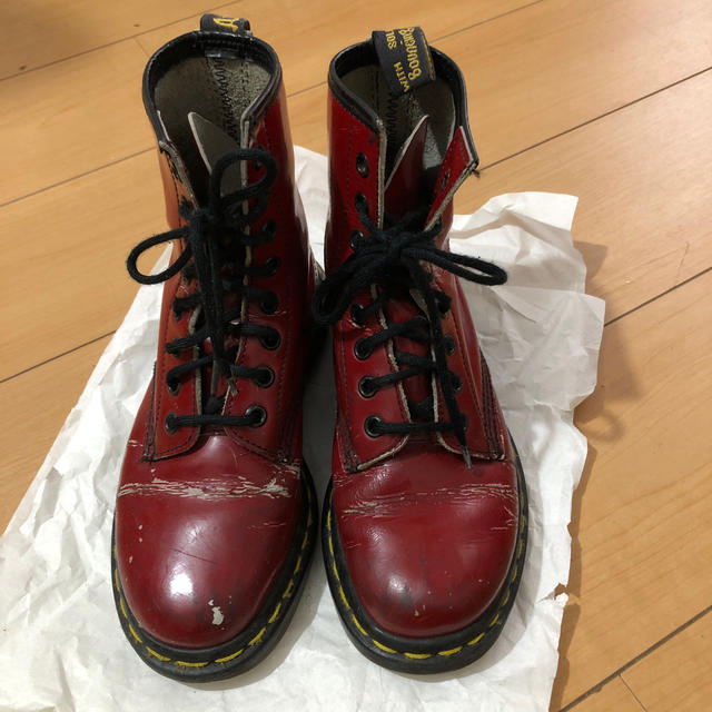 Dr.Martens(ドクターマーチン)のドクターマーチン  8ホール　red  22cm  レディースの靴/シューズ(ブーツ)の商品写真