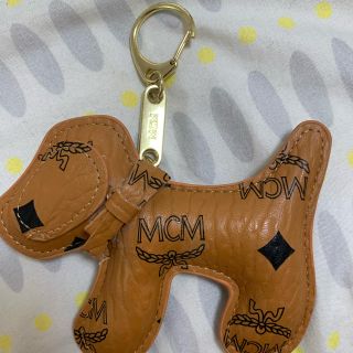 エムシーエム(MCM)のmcm犬チャーム(キーホルダー)