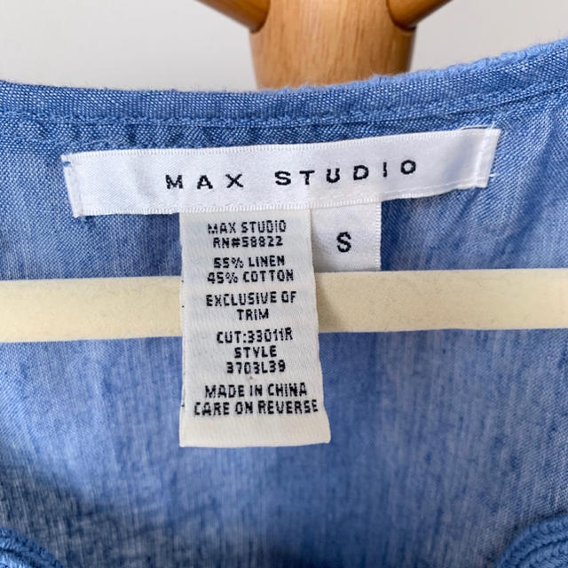 Max & Co.(マックスアンドコー)のMAX STUDIO リネン コットン ぺプラム ノースリーブ ブラウス M 青 レディースのトップス(シャツ/ブラウス(半袖/袖なし))の商品写真