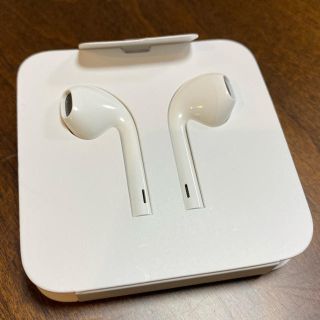 アイフォーン(iPhone)のApple  iPhone  イヤホン　純正品(ヘッドフォン/イヤフォン)