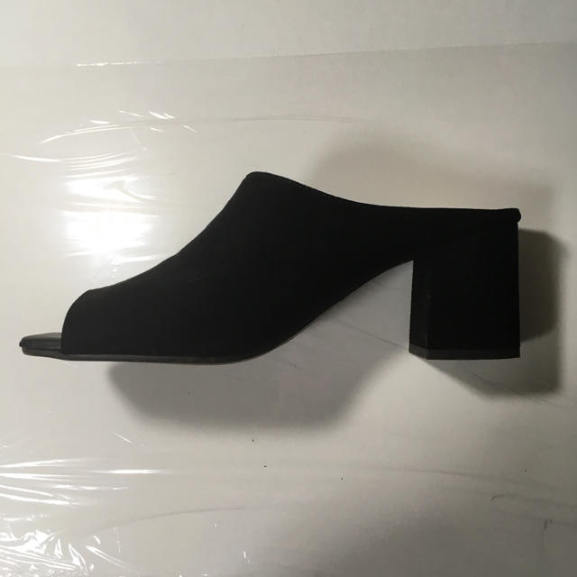 GU(ジーユー)のGUオープントゥミュール サンダル  黒 Lサイズ レディースの靴/シューズ(サンダル)の商品写真
