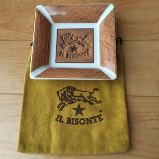イルビゾンテ(IL BISONTE)の【送料無料】IL BISONTE イルビゾンテ　角型プレート(小物入れ)