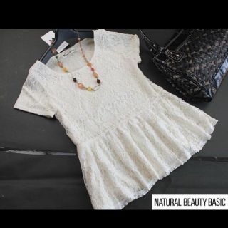 エヌナチュラルビューティーベーシック(N.Natural beauty basic)の新品タグ付き☆ナチュラルビューティーB〇フラワーレースブラウス M(シャツ/ブラウス(半袖/袖なし))