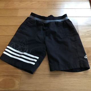 アディダス(adidas)のアディダスハーフパンツ(パンツ/スパッツ)