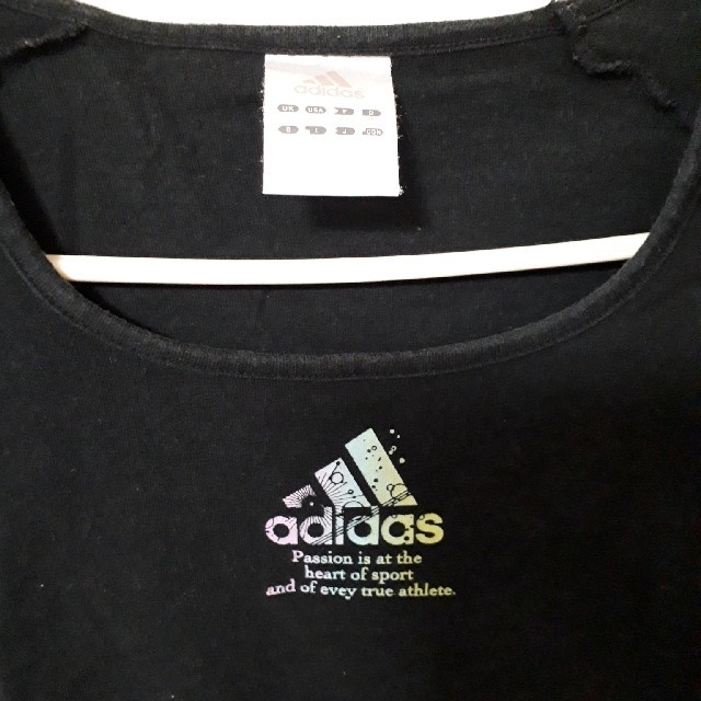 adidas(アディダス)の半袖Tシャツ　adidas レディースのトップス(Tシャツ(半袖/袖なし))の商品写真