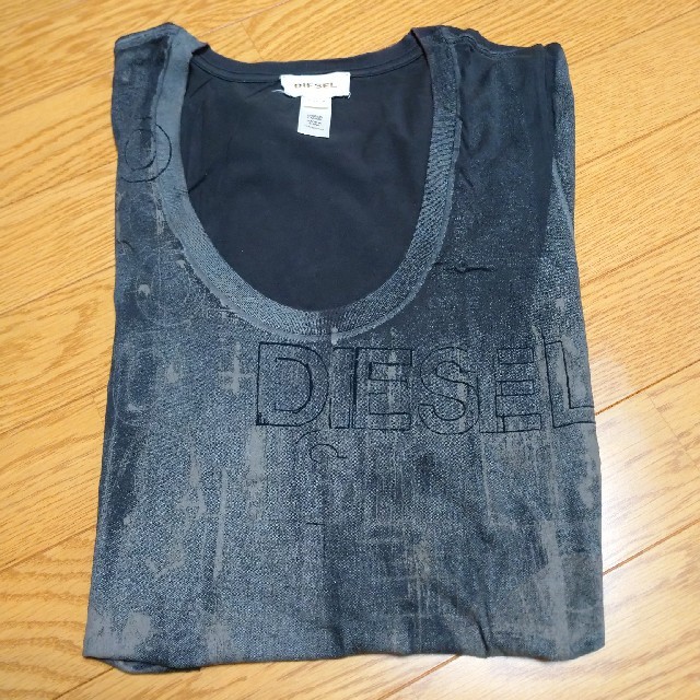 DIESEL(ディーゼル)のDIESELロングＴシャツ レディースのトップス(Tシャツ(長袖/七分))の商品写真