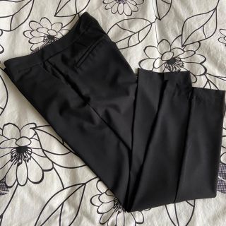 ザラ(ZARA)のZARA 黒パンツ　レディース　テーパード　36 新品(カジュアルパンツ)