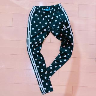 アディダス(adidas)のadidas ドット柄　ジャージ(スキニーパンツ)